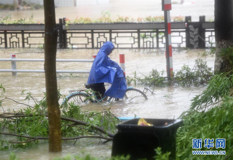 “可爱的中国”之阿昌族：揭开中国四大名刀之一户撒刀的神秘