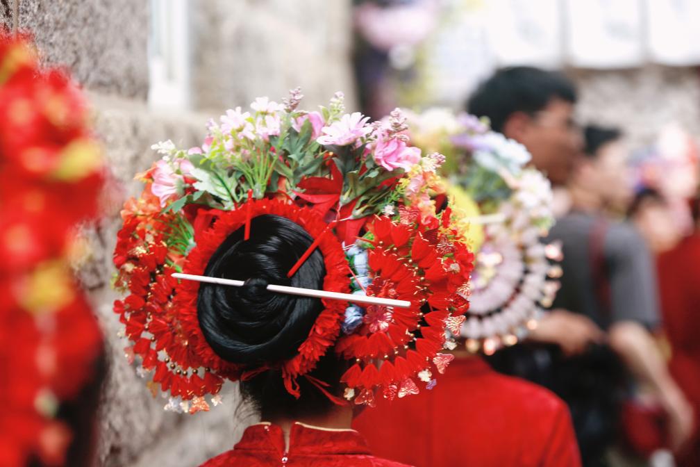 福建泉州：蟳埔女簪出“共富花”