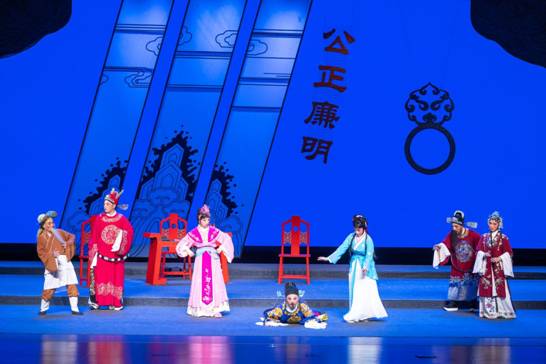 高甲戏《凤冠梦》四省八城全国巡演 绽放闽南戏曲魅力