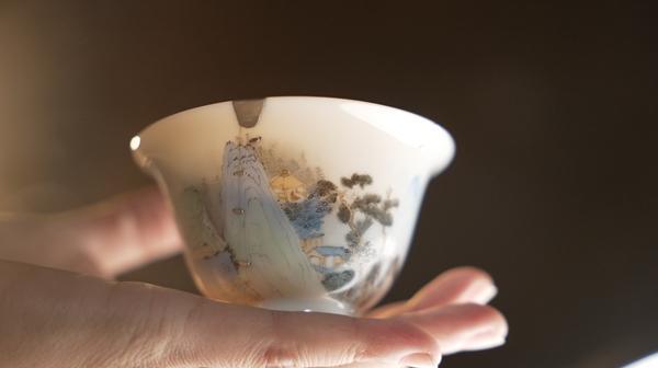 拒绝套路 Z世代用镜头捕捉非遗迸发的“新火花”