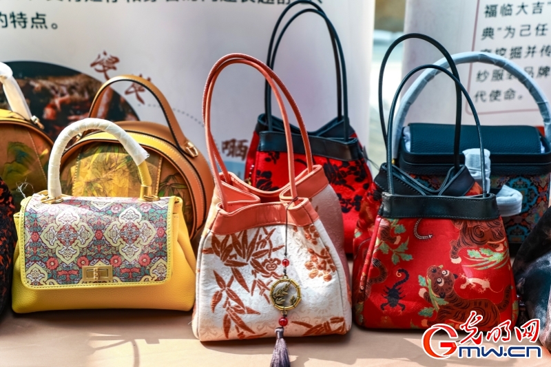 “烟火守艺 日用见新” 专家共话非遗融入现代生活