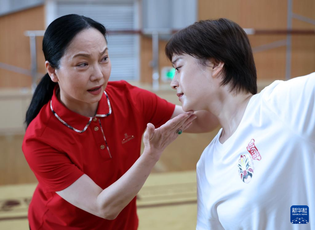 又有新声说婺州