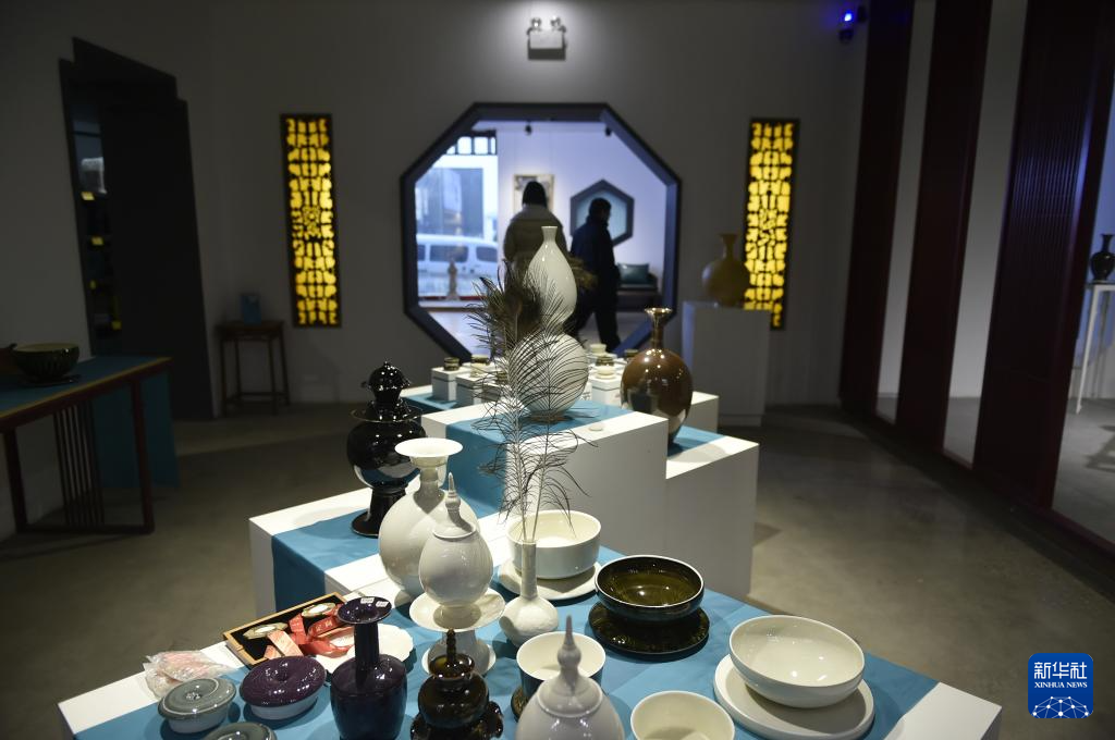 河北曲阳:定瓷窑火焕新机