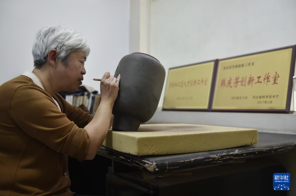 河北曲阳:定瓷窑火焕新机