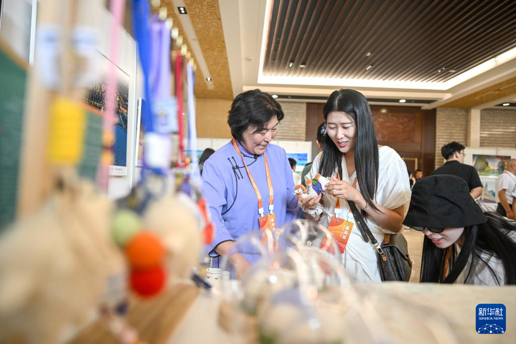 黄河文化旅游带宣传推广活动在内蒙古乌海举办